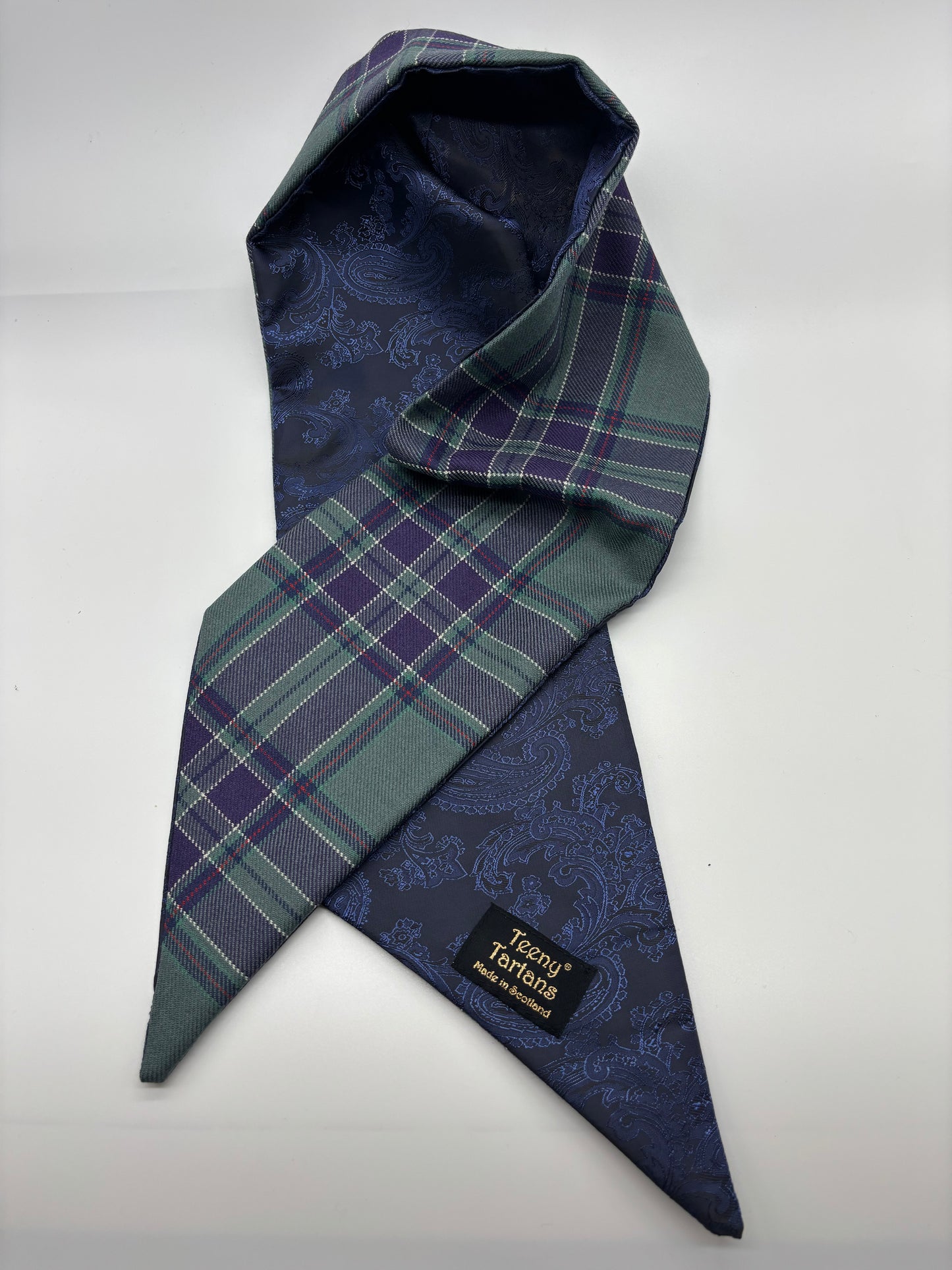 Tartan Jacquard Scarf Navy
