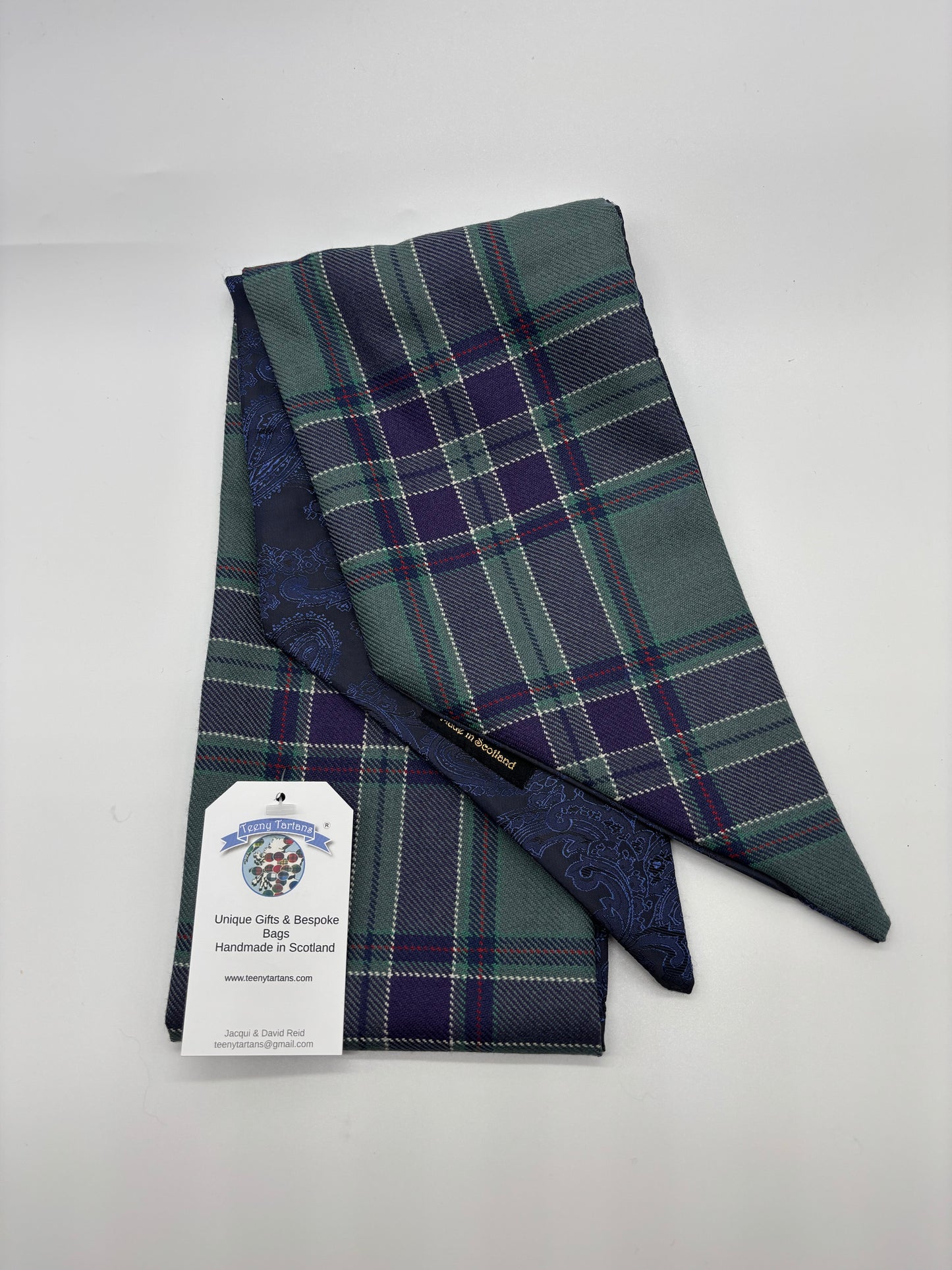 Tartan Jacquard Scarf Navy