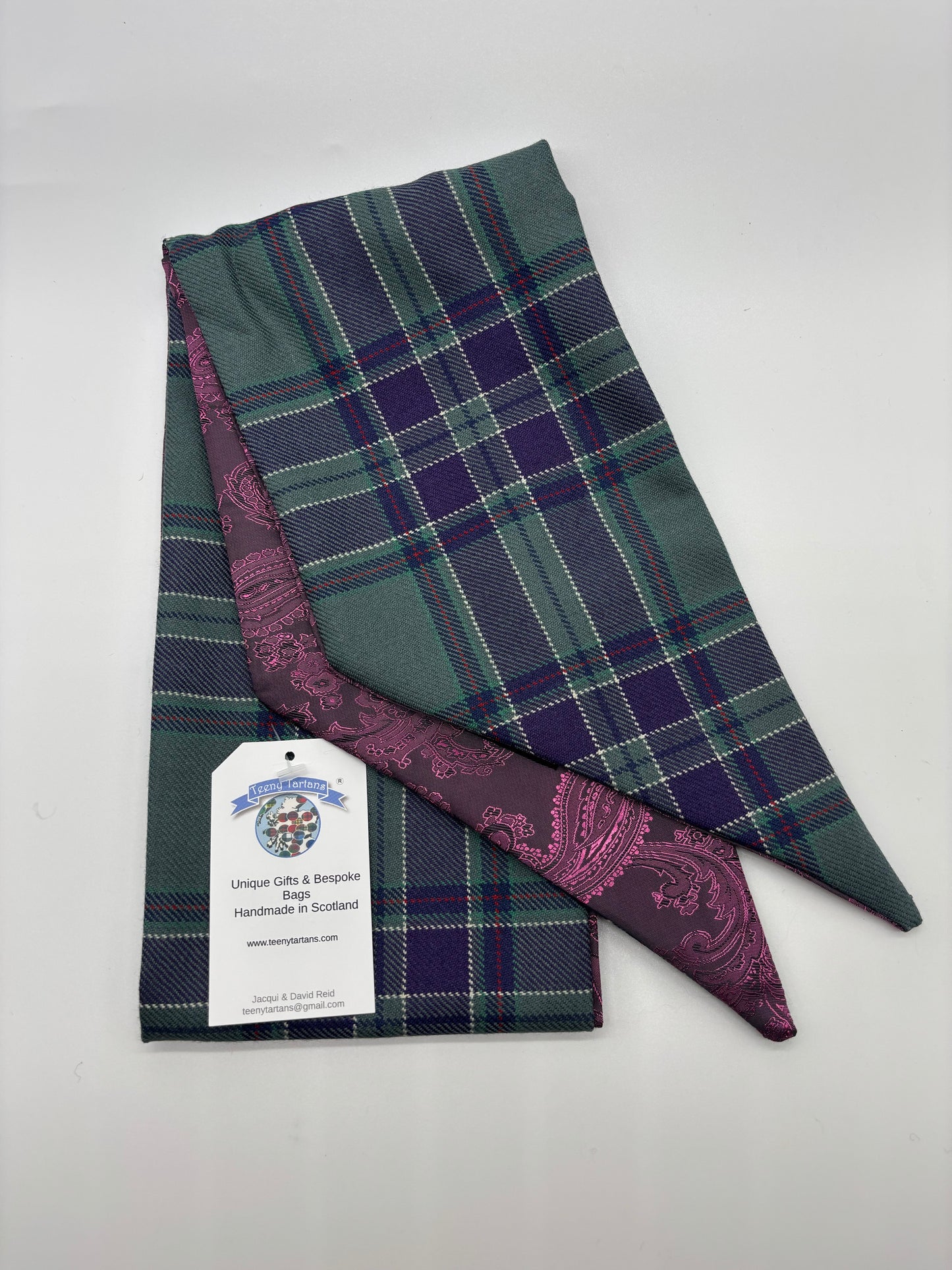 Tartan jacquard scarf Bramble
