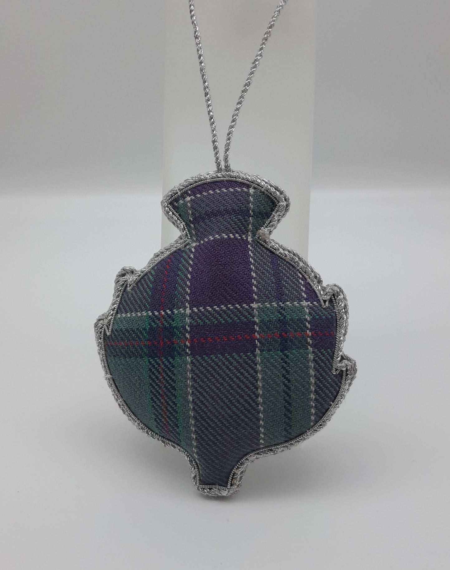 Tartan thistle decoration