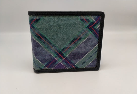 Square tartan and leather coin wallet. Closed.